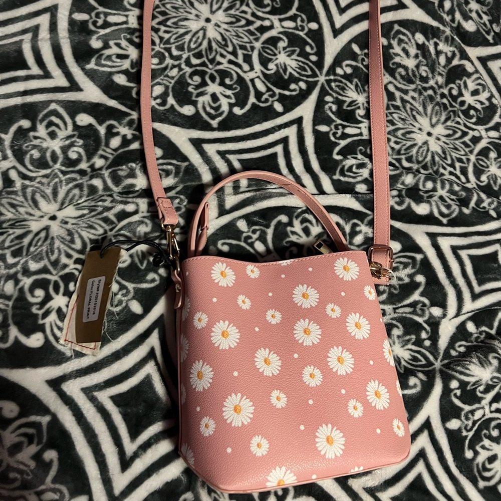 Like Dreams Daisy Crossbody Bag.